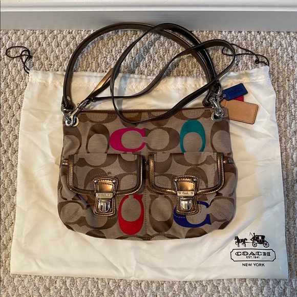 COACH Crossbody - Picture 1 of 4